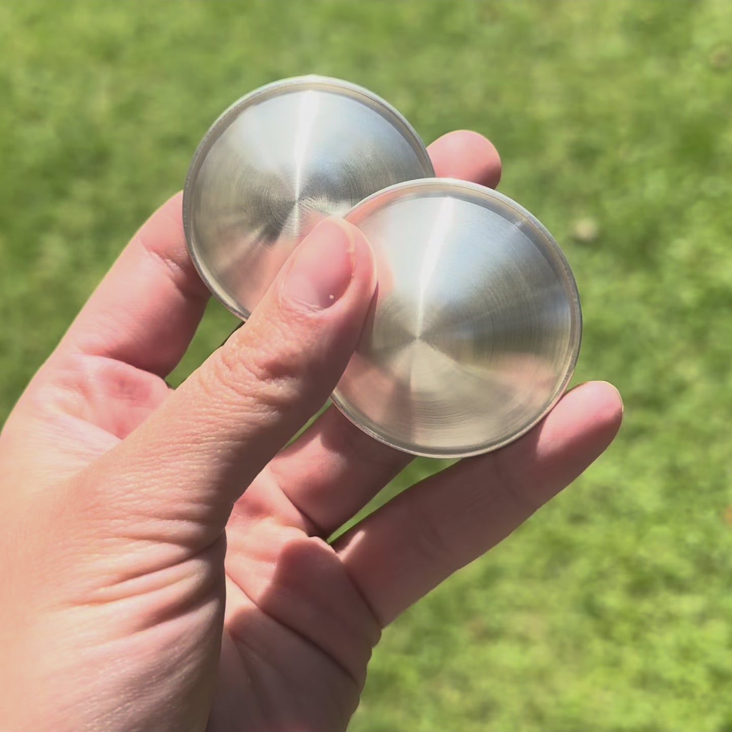 Load video: Silver Cups (with O rings) | 99.9% Silver